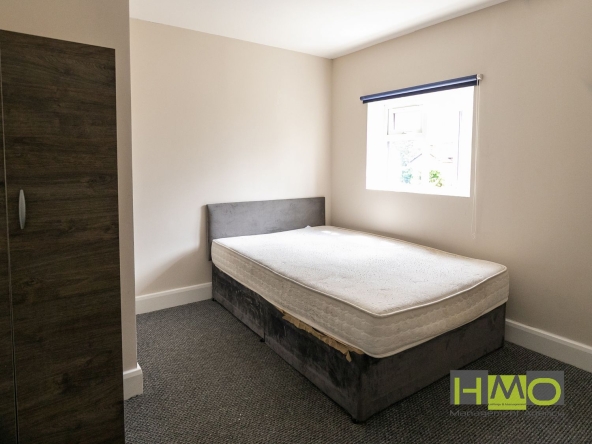 1823at638901724950000000